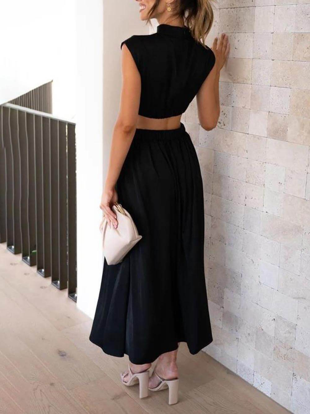 Holiday midi dress with cutout waist and pockets