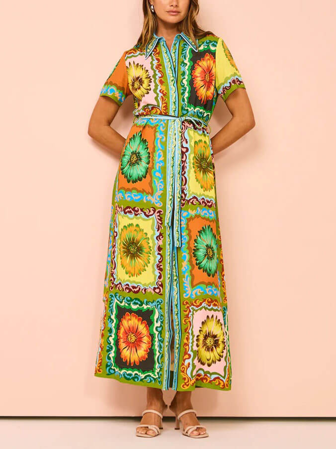 Special maxi dress with sunflower print